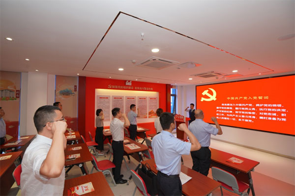 000000.jpg 000000.jpg