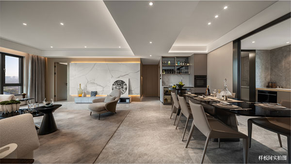 000000.jpg 000000.jpg