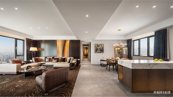 000000.jpg 000000.jpg