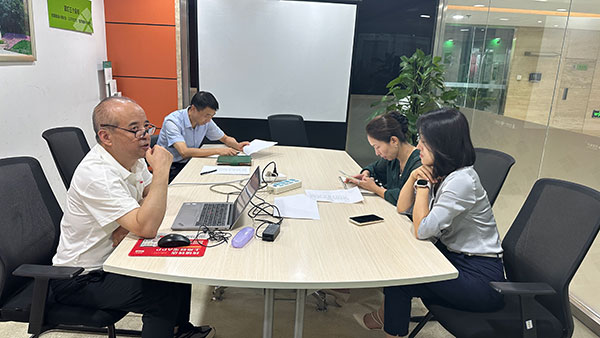 000000.jpg 000000.jpg