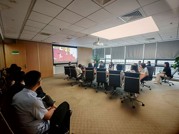 000000.jpg 000000.jpg