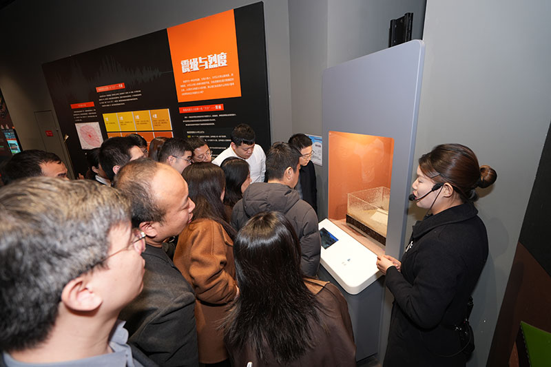 000000.jpg 000000.jpg