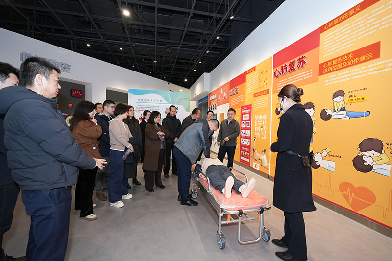 000000.jpg 000000.jpg