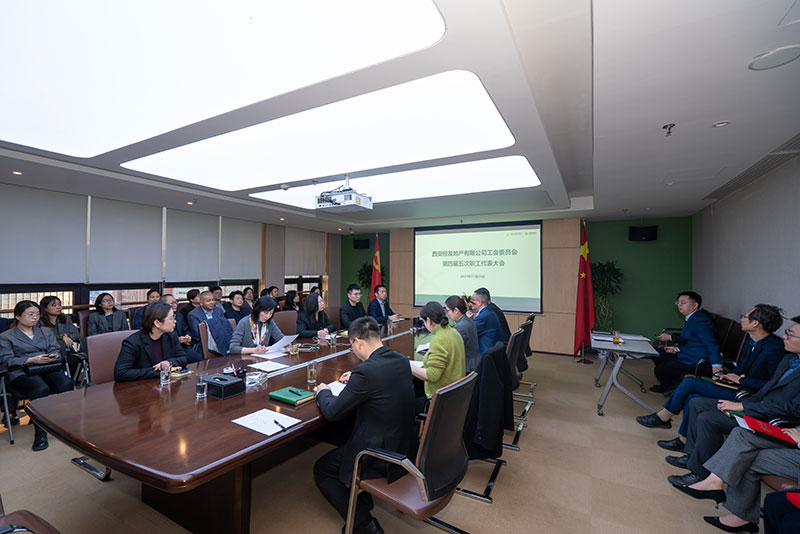 000000.jpg 000000.jpg