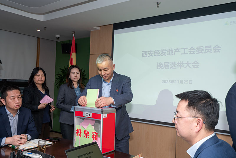 000000.jpg 000000.jpg