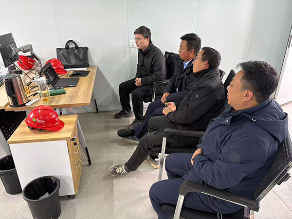 000000.jpg 000000.jpg