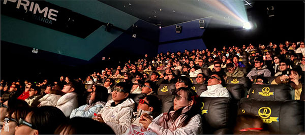 000000.jpg 000000.jpg