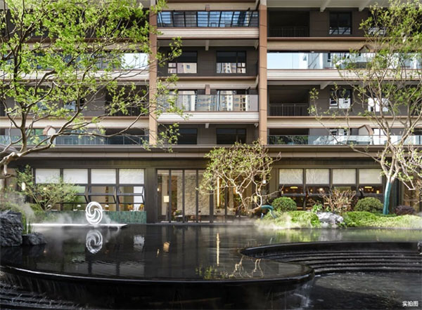 000000.jpg 000000.jpg